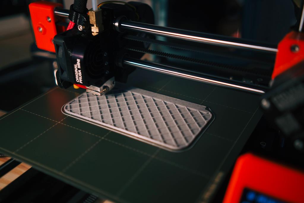 impressora 3D imprimindo protótipo